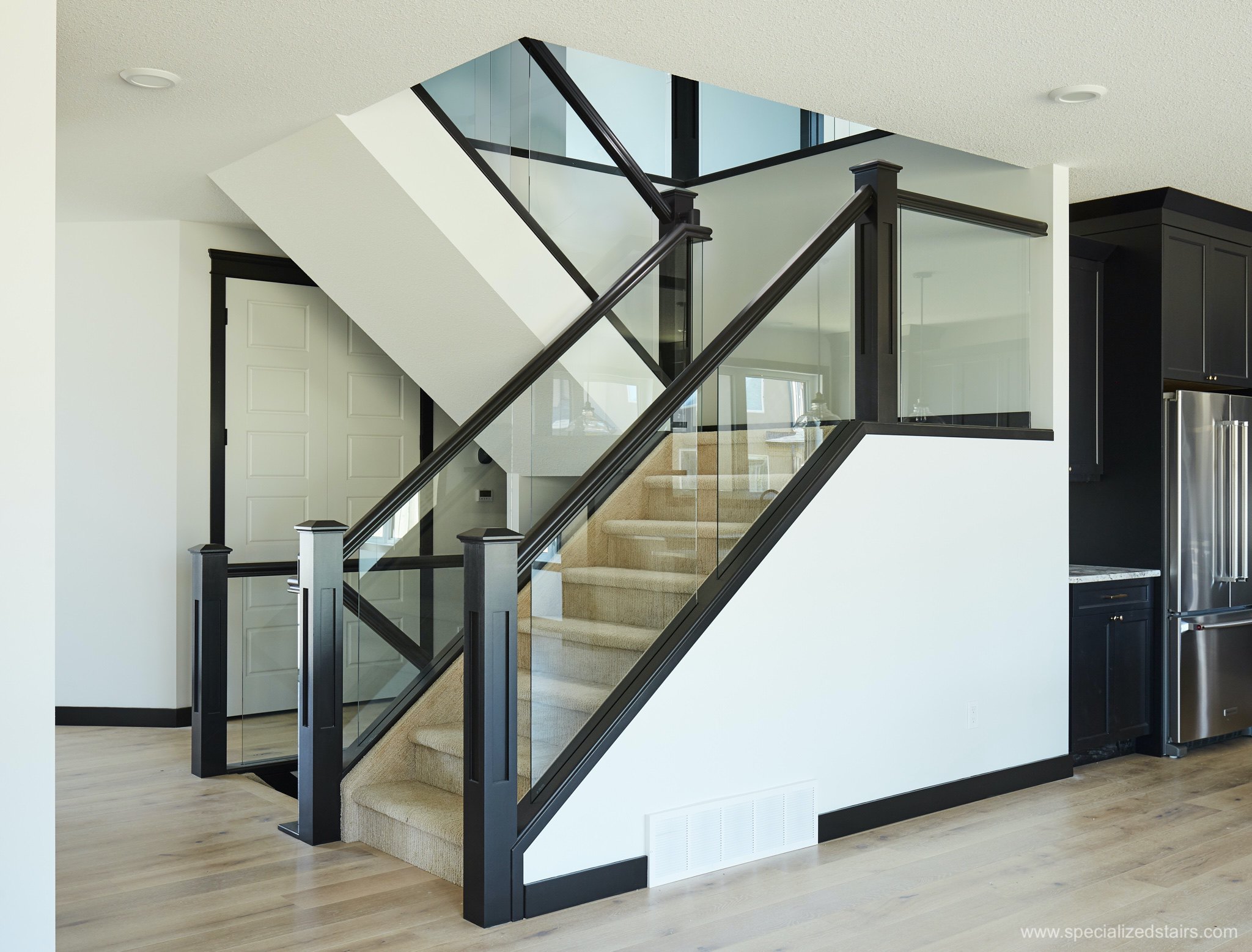 Staircase Railing Glass - image 1